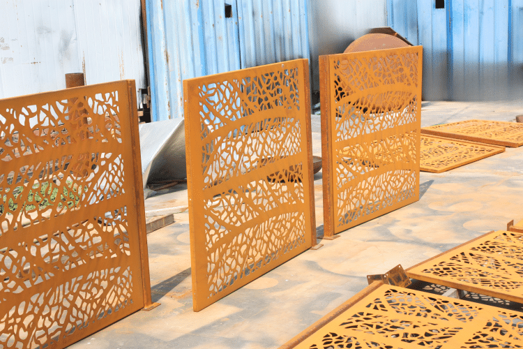 decorative garden fencing metal